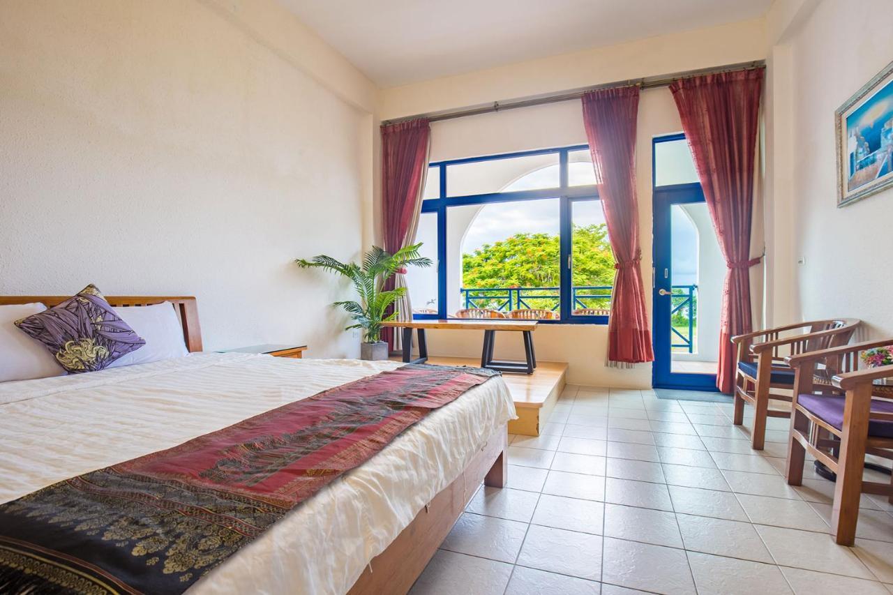 Xiao Liuqiu Mediterranean B&B ภายนอก รูปภาพ