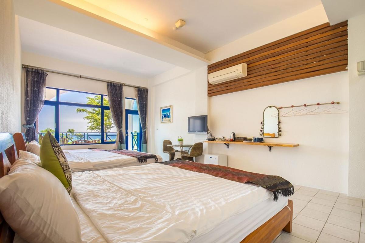 Xiao Liuqiu Mediterranean B&B ภายนอก รูปภาพ