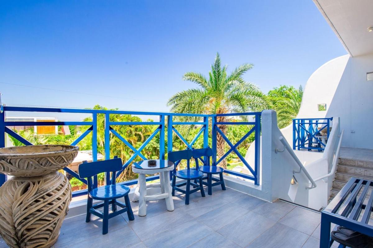 Xiao Liuqiu Mediterranean B&B ภายนอก รูปภาพ
